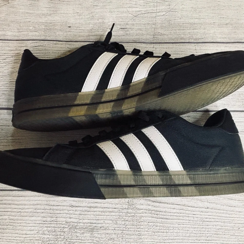 adidas Daily 3.0 'Translucent Outsole - Black White Mens 11.5 - Picture 2 of 6